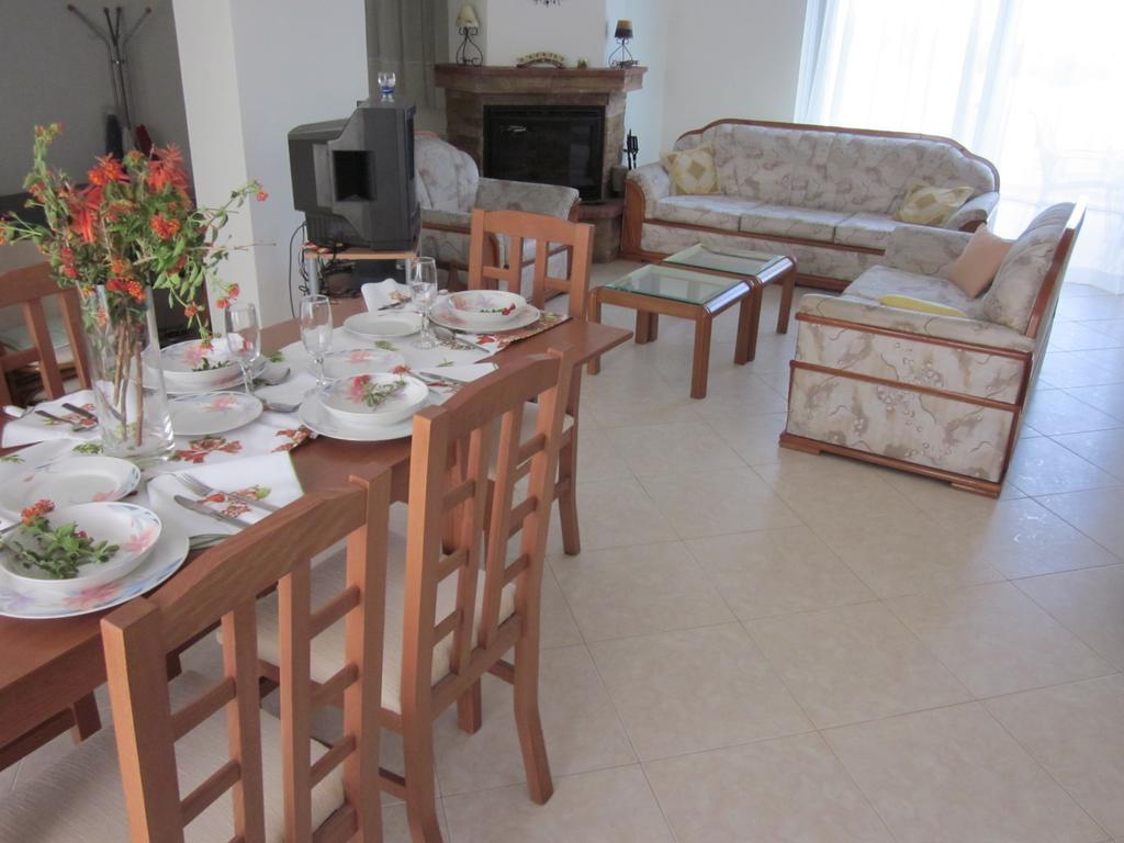 Sunshine Villa Gennadi Chambre photo